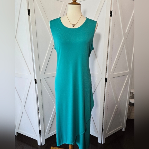 Alfani Dresses & Skirts - Alfani Tulip Hem Front Sleeveless Dress In Green